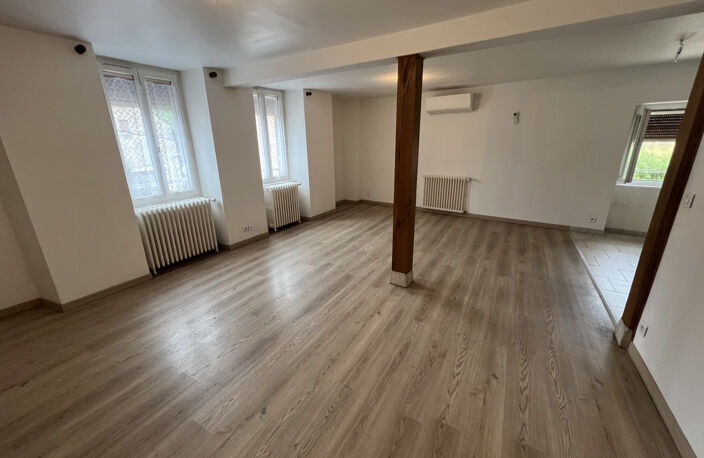 MAISON ENTIEREMENT RENOVEE PROCHE MONTBARD — photo 2
