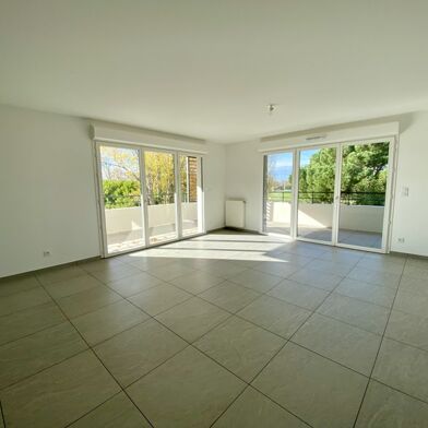 Appartement 4 pièces 384640 €