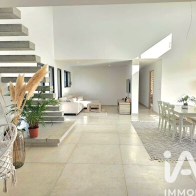 Maison 5 pièces 590000 €