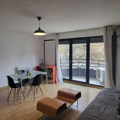 Appartement 3 pièces 930 €