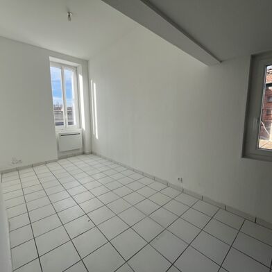 Appartement 1 pièces 114730 €