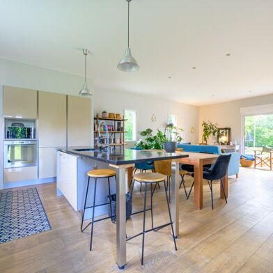 Maison 8 pièces 575850 €