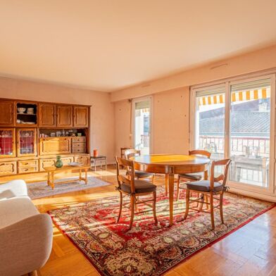 Appartement 3 pièces 364700 €