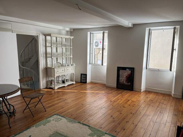 Immeuble à Saint-Sever — photo du bien