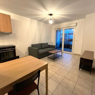 Appartement 2 pièces 1130 €