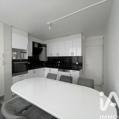 Appartement 4 pièces 190000 €