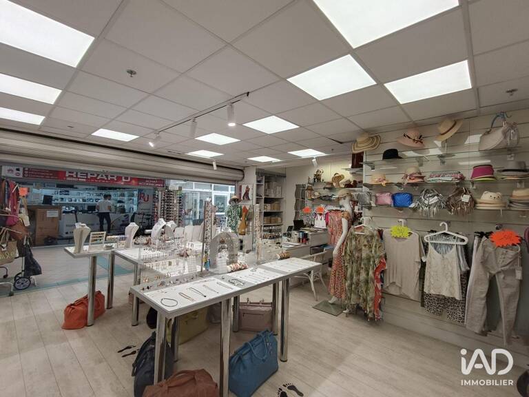 Vente Boutique/Local commercial 45 m&sup2; — photo 1