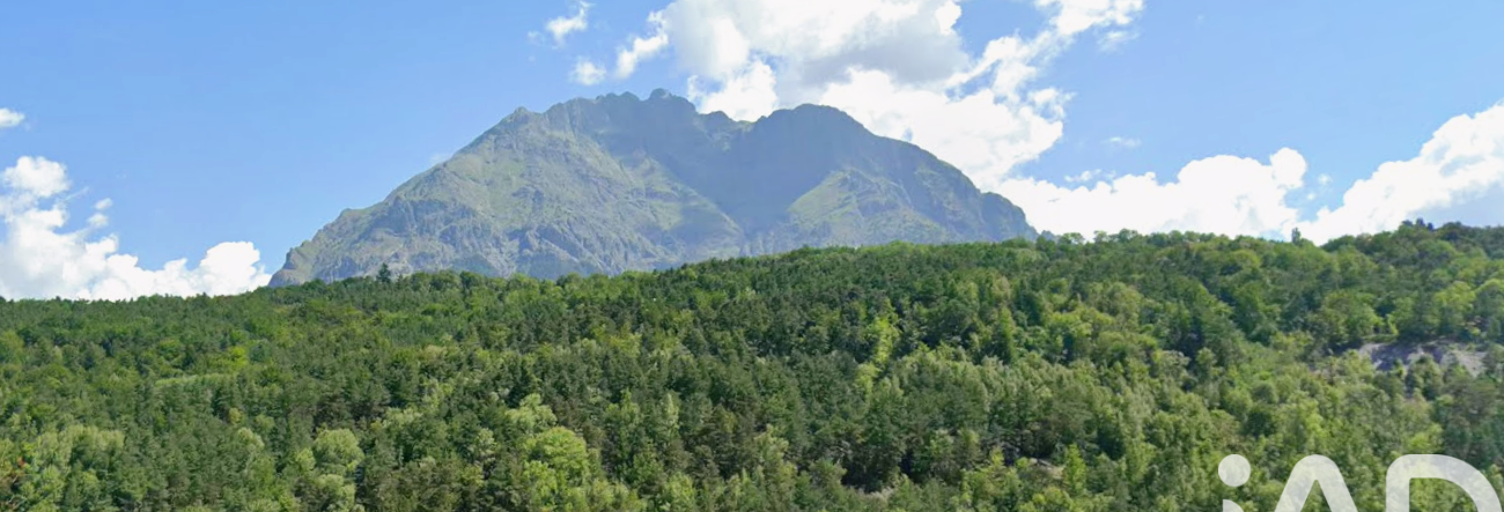 Terrain  1535 m² à vendre à Le Noyer (05500)