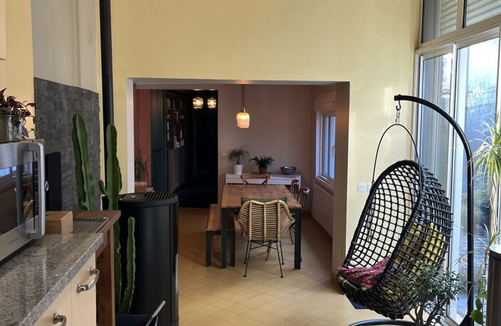 Vente Maison de ville 8 pièces — photo 2