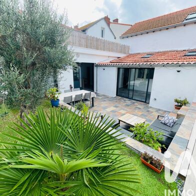 Immeuble  870000 €