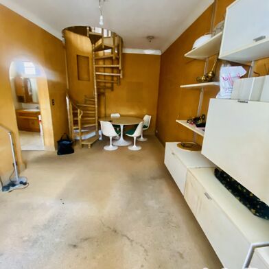 Appartement 5 pièces 192600 €