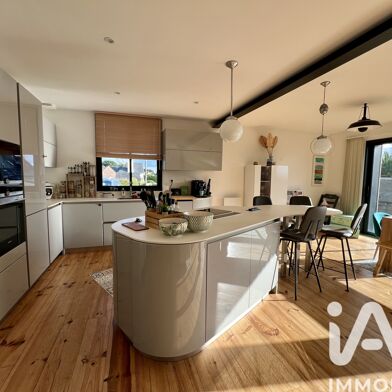 Maison 6 pièces 465000 €