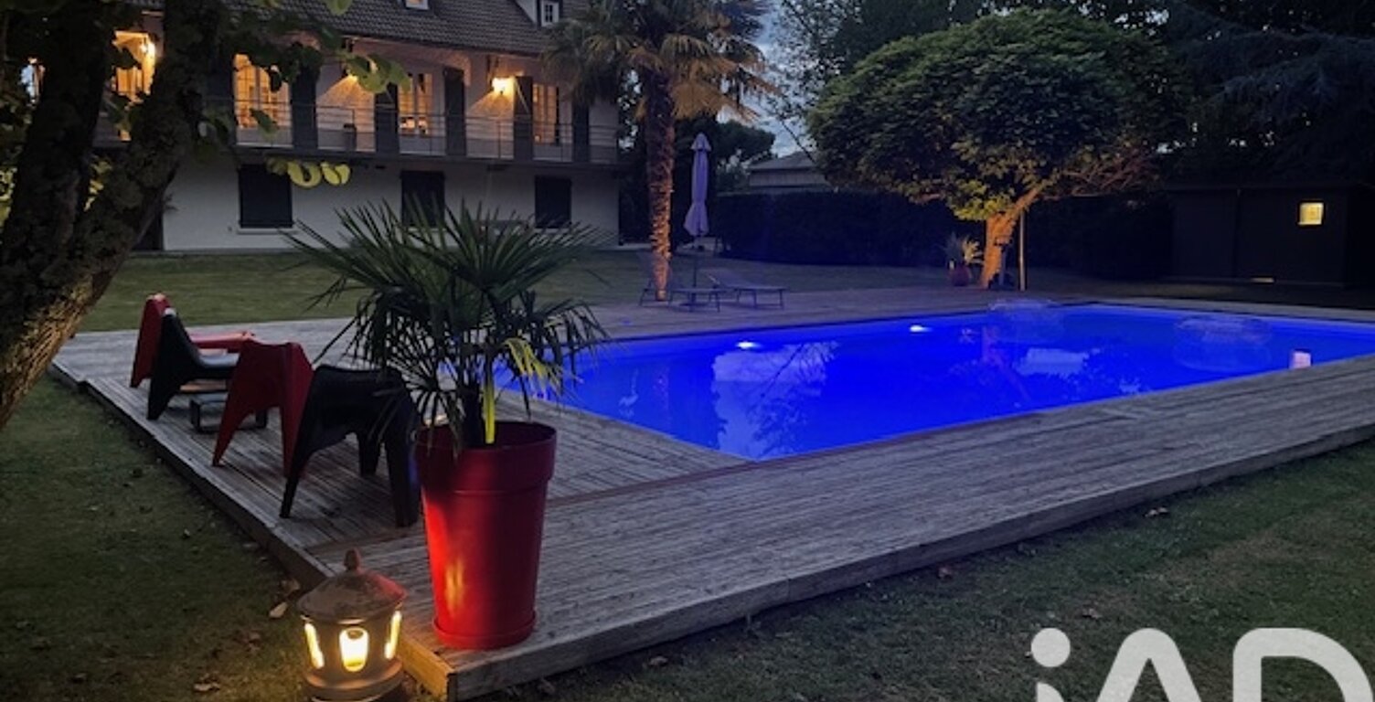 Vente Maison/villa 8 pièces — photo 1