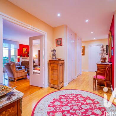 Appartement 4 pièces 248500 €