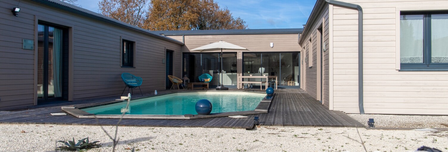 Maison 5 Pièces 206 m² à vendre à Saint-Pierre-du-Mont (40280)