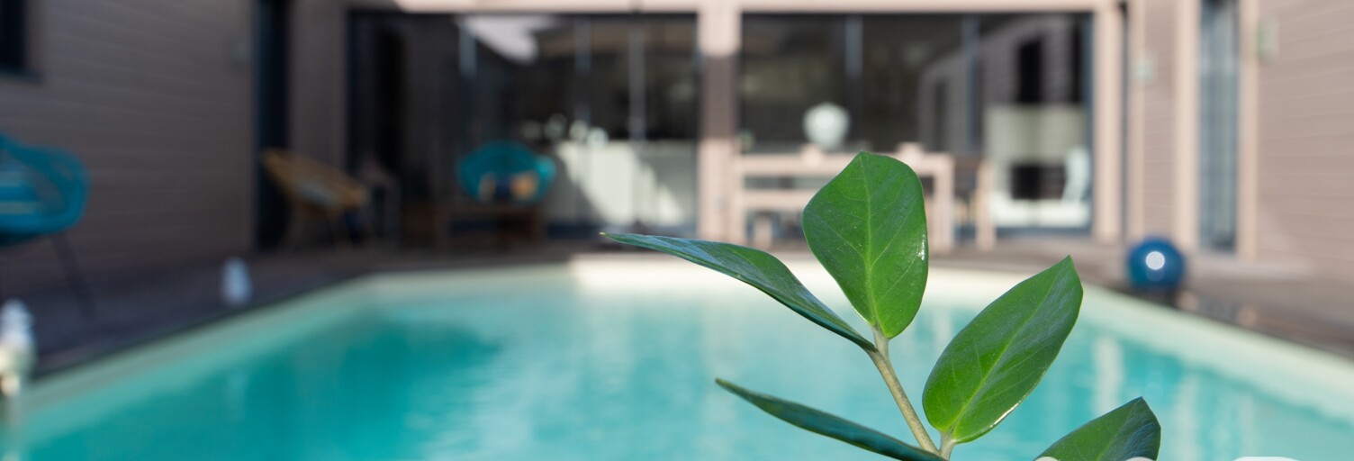 Maison 5 Pièces 206 m² à vendre à Saint-Pierre-du-Mont (40280)