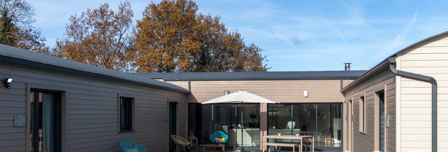 Maison 5 Pièces 206 m² à vendre à Saint-Pierre-du-Mont (40280)