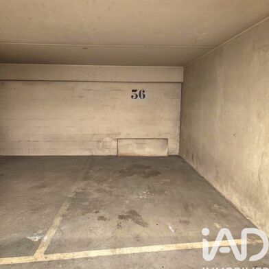 Garage  28000 €