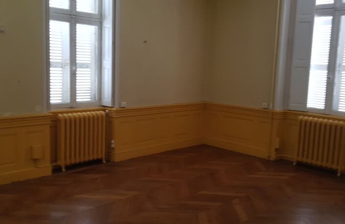 Vente Demeure 11 pièces — photo 2