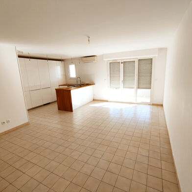 Appartement 3 pièces 1090 €