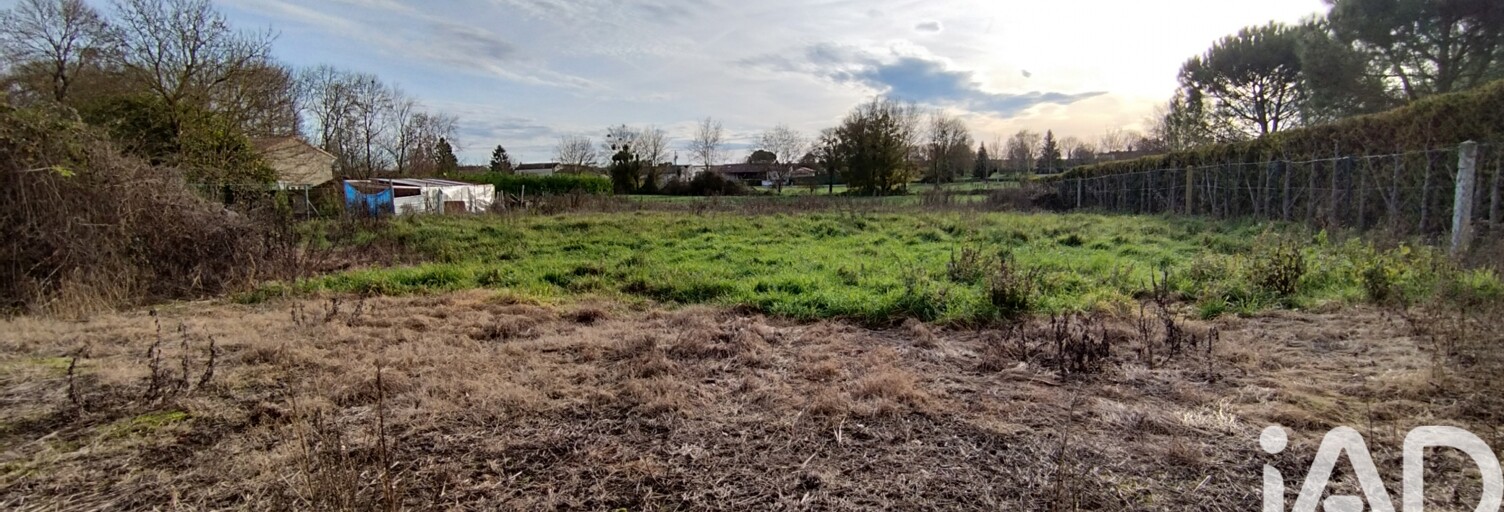 Terrain  1222 m² à vendre à Aulnay (17470)