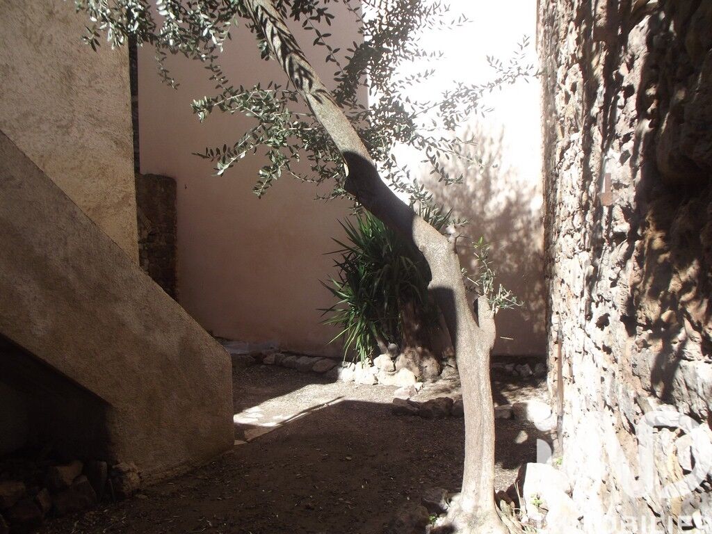 Le-Luc - 167m² - 1p.