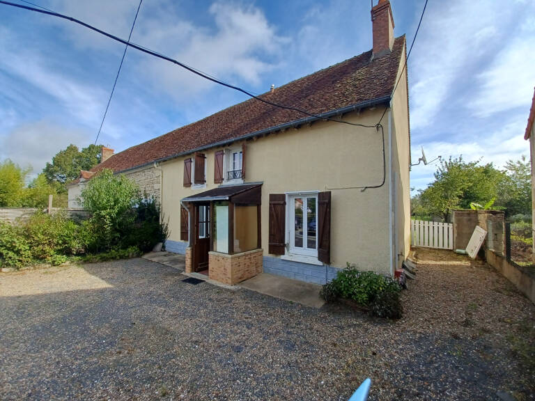 Agglomération de LA CHARITE SUR LOIRE, Maison ancienne T3 de — photo 1
