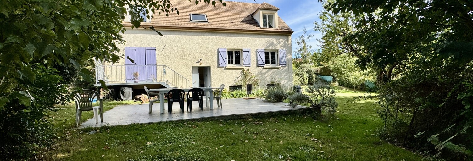 Maison 8 Pièces 158 m² à vendre à La Ville-du-Bois (91620)