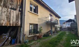 Maison 7 Pièces 192 m² à vendre à Beaucroissant (38140)