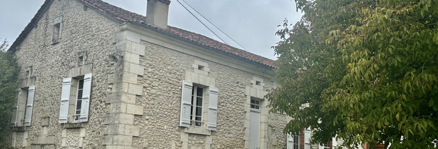 Maison 4 Pièces 107 m² à louer à Bourdeilles (24310)