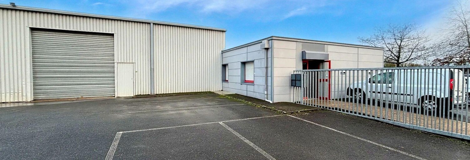 Commerce  350 m² à louer à Couëron (44220)
