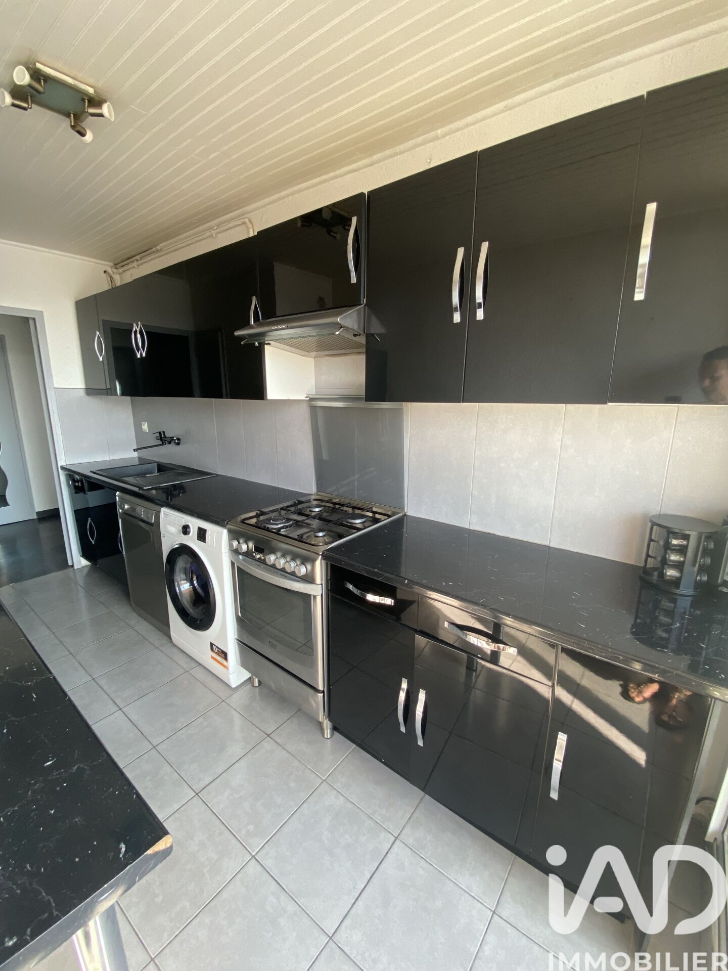 Vente Appartement 5 pièces - Photo 2
