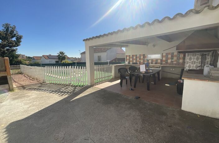 Villa — photo 4
