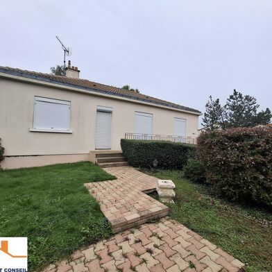 Maison 4 pièces 870 €