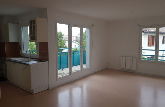 SAINT-MEDARD-EN-JALLES — photo 2