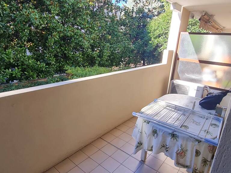 CHAMBRUN - Place A.MEDECIN — photo 1