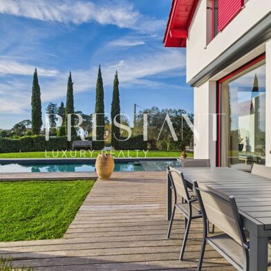 Maison 4 pièces 2225000 €