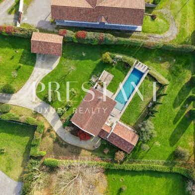 Maison 4 pièces 2225000 €