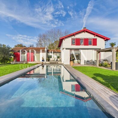 Maison 4 pièces 2225000 €