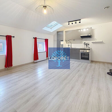 Appartement 2 pièces 745 €