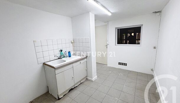 Local commercial  à louer Aubagne 13400