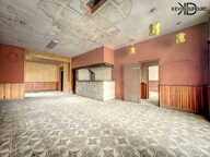 LOCAL COMMERCIAL de 66M2 à VALS LES BAINS — photo 2