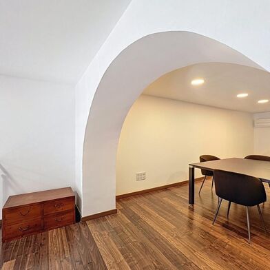 Commerce 4 pièces 1250 €