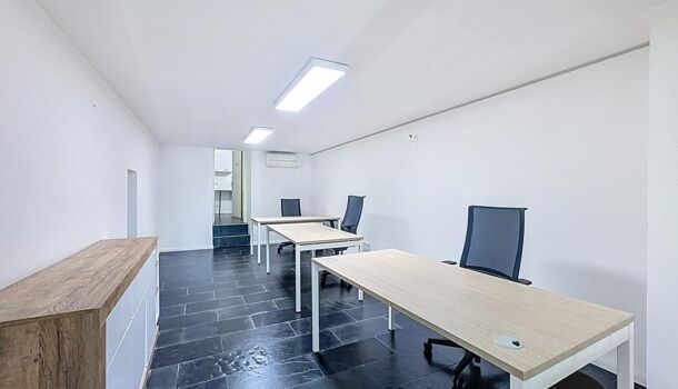 Local commercial 4 pièces  à louer Ajaccio 20000