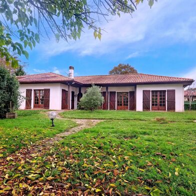 Maison 8 pièces 472500 €