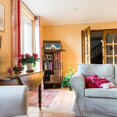 Maison 10 pièces 260000 €