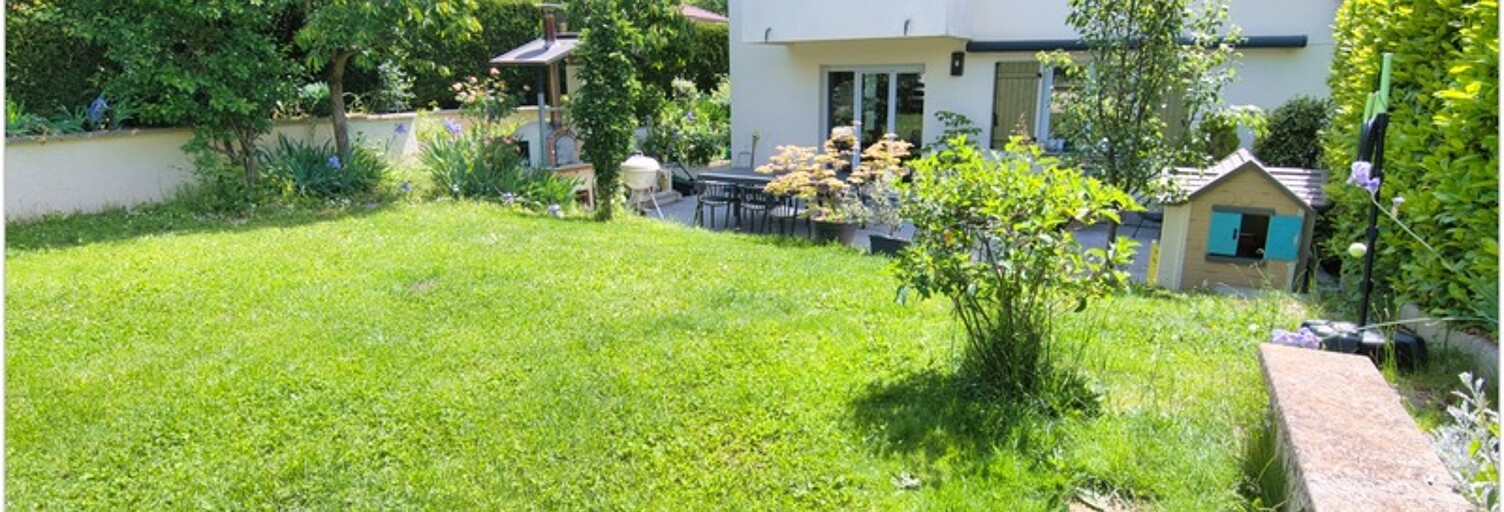 Maison 5 Pièces 110 m² à vendre à Prévessin-Moëns (01280)