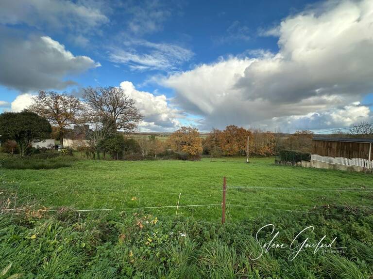 Rieux, bourg,terrain avec une vue dégagée !! — photo 1