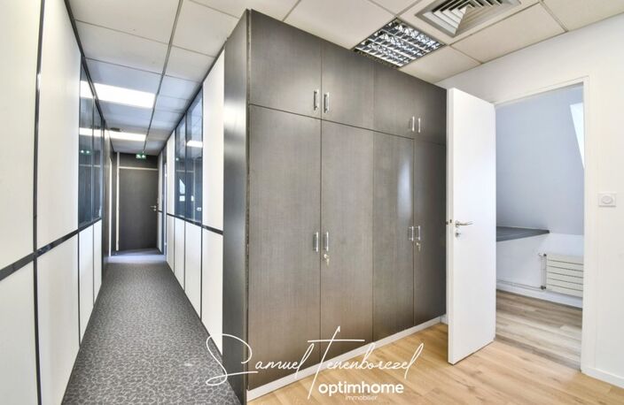 Ensemble immobilier de 517 m² avec fort potentiel de transformation – Centre-ville de Lisieux (14100) — photo 4