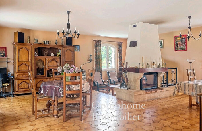 Maison familiale de 189 m² avec parc arboré et accès direct au Lot — photo 5